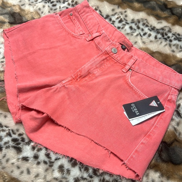 NEW Guess Manila Jean Short Women’s size 28 🪸 - Picture 6 of 9